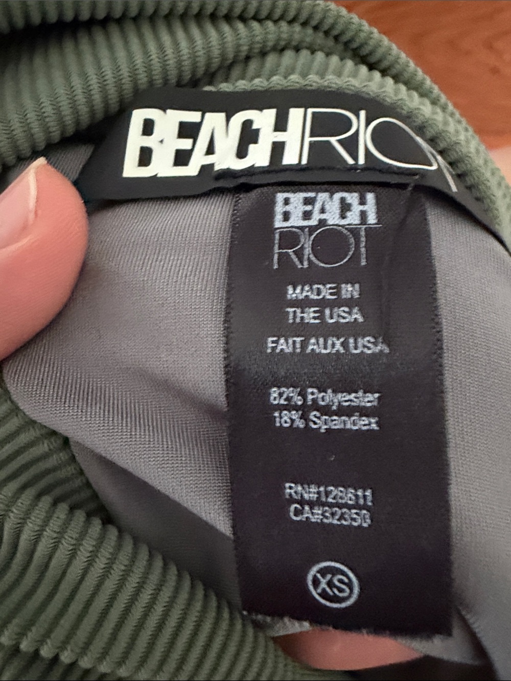 Beach Riot Set - Picture 7 of 8